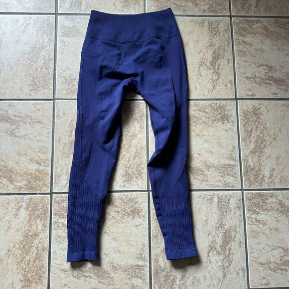 Lululemon Flow & Go Tight Hero Blue Navy Perforated Yoga Workout Pant Leggings - Picture 5 of 11